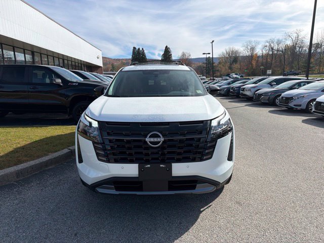 New 2026 Nissan Pathfinder SL AWD/4WD image 2