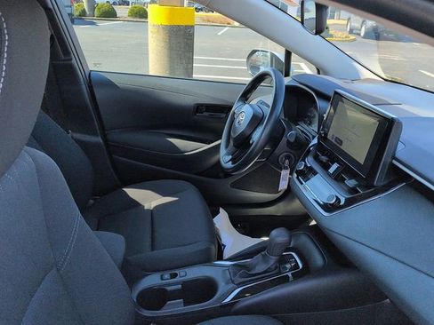 Certified 2025 Toyota Corolla LE image 10