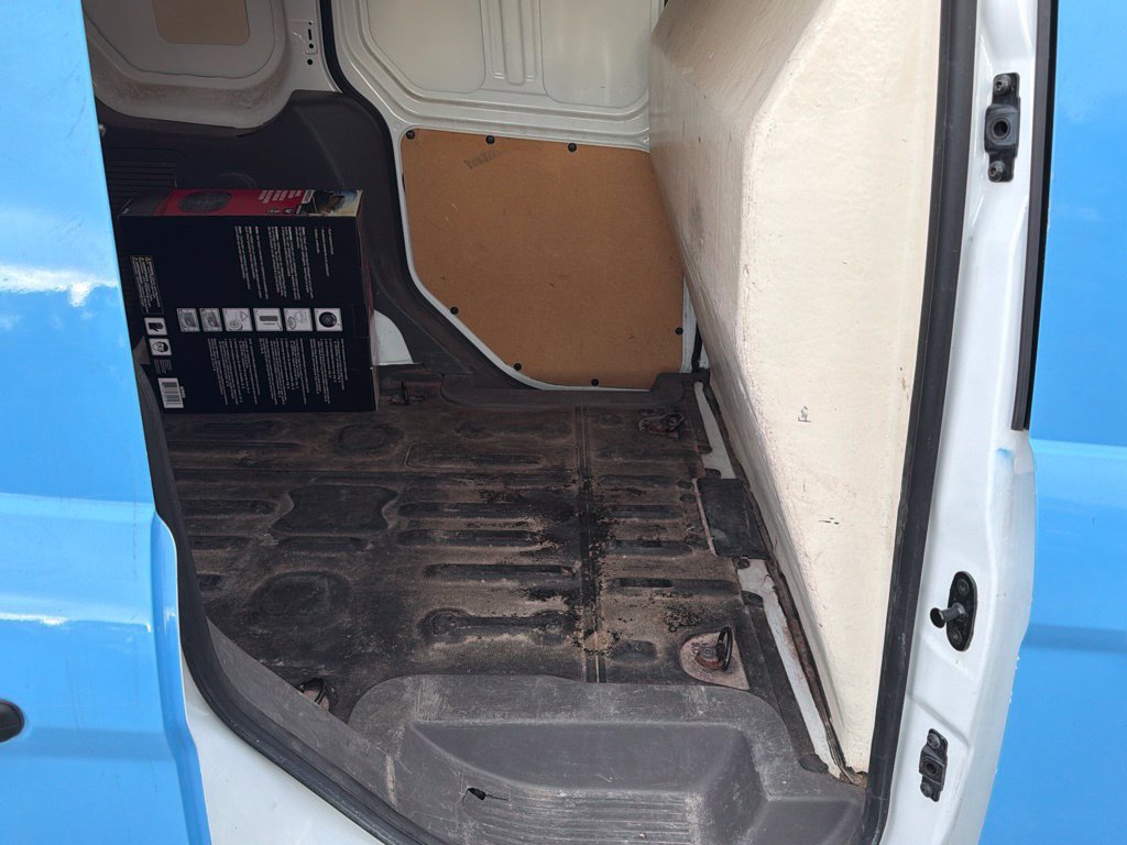Used 2022 Ford Transit Connect XL FWD image 23