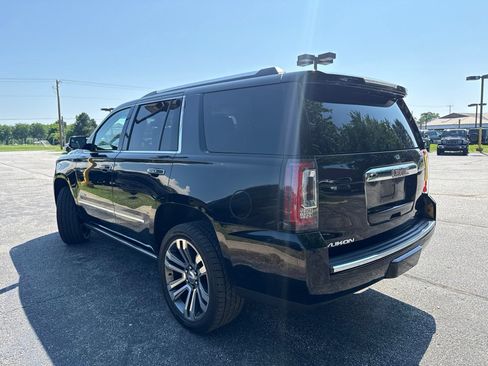 Used 2018 GMC Yukon Denali w/ Denali Ultimate Package AWD/4WD image 10