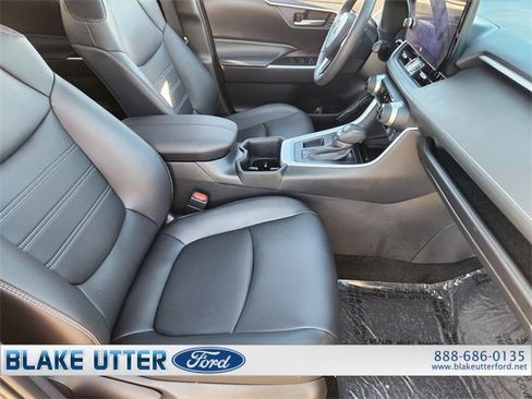 Used 2024 Toyota RAV4 XLE Premium image 15