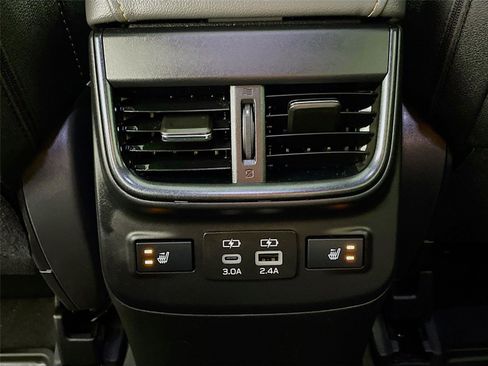 Used 2025 Subaru Outback Wilderness image 31