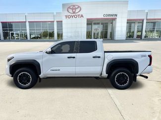 Used 2024 Toyota Tacoma TRD Off-Road w/ TRD Off Road Upgrade Package AWD/4WD video 2