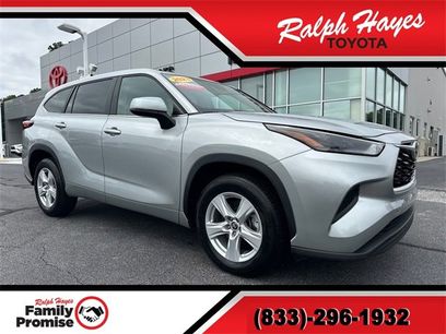 Used 2023 Toyota Highlander L