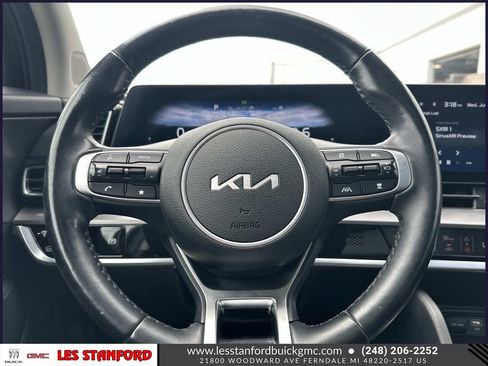 Used 2025 Kia Sportage SX AWD/4WD image 22