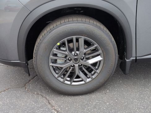 New 2026 Nissan Rogue S image 9