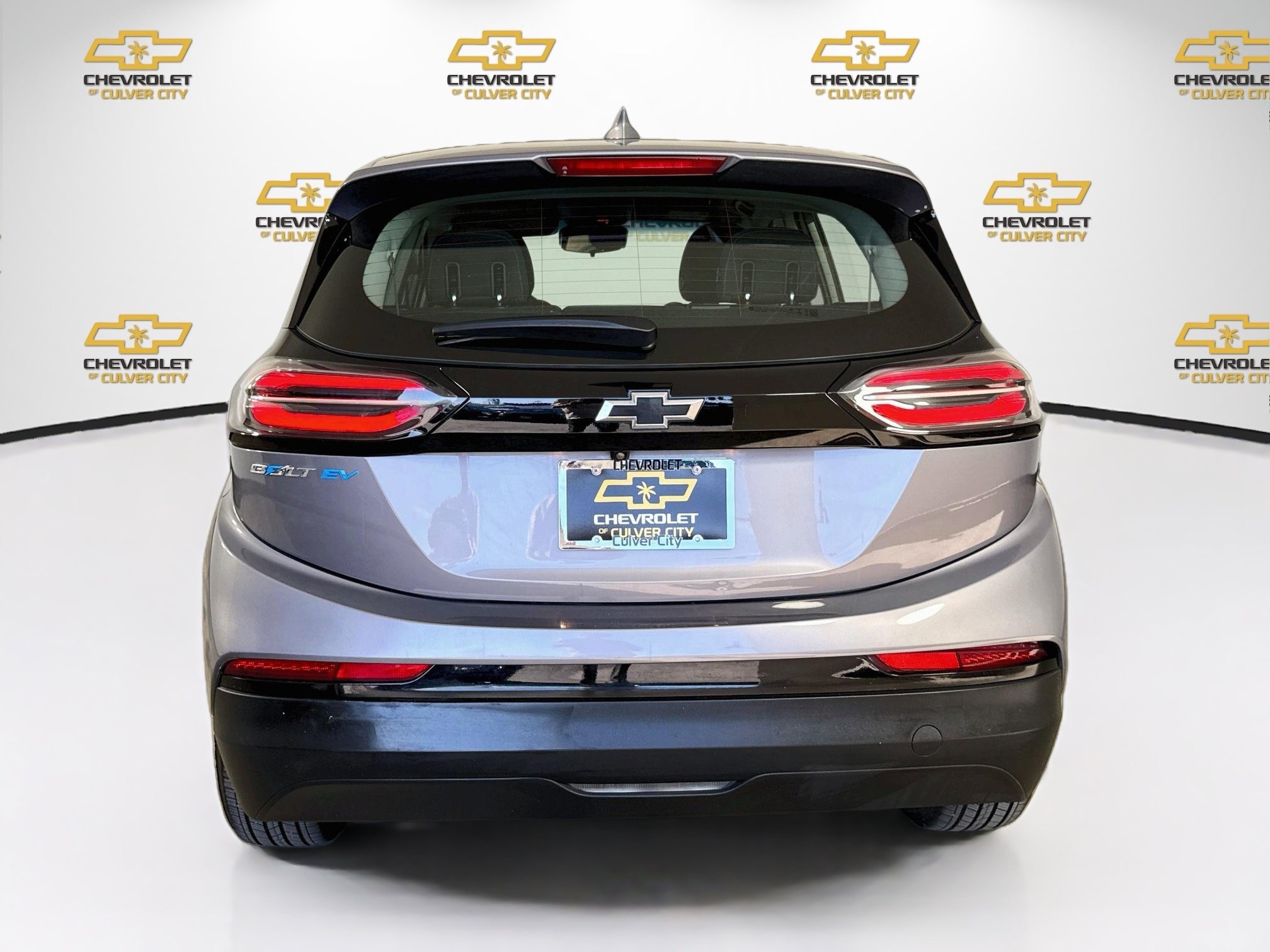 Used 2023 Chevrolet Bolt LT FWD image 7
