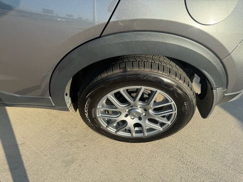 Used 2023 Nissan Kicks S FWD image 28