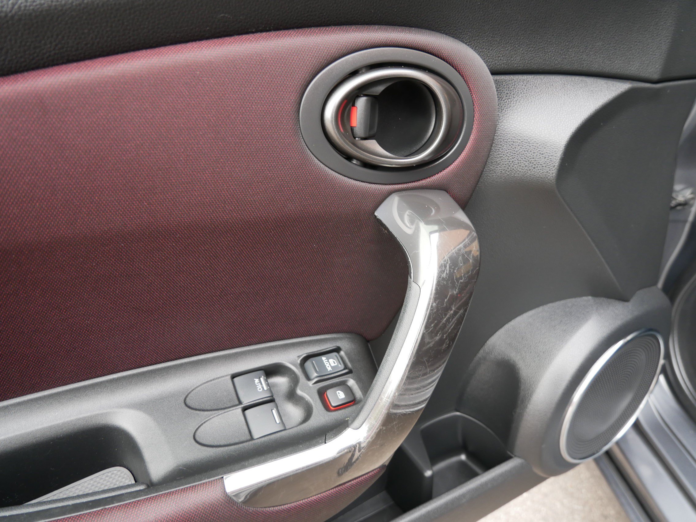 Used 2015 Honda CR-Z EX image 9