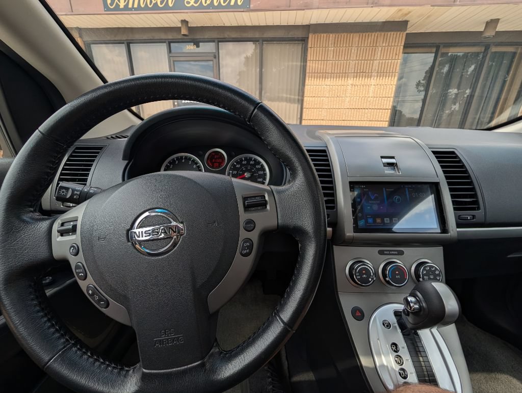 Used 2010 Nissan Sentra 2.0 SL w/ Premium Plus Pkg FWD image 12