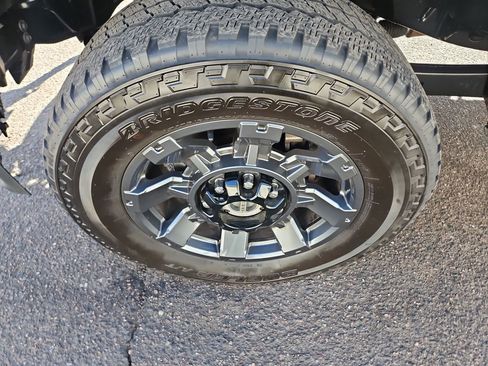 Used 2023 Ford F350 Lariat w/ Sport Appearance Package image 28