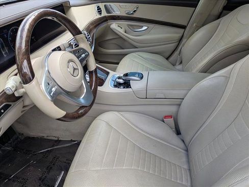 Used 2018 Mercedes-Benz S 560 Sedan image 15