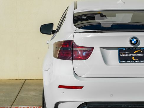 Used 2012 BMW X6 M image 44