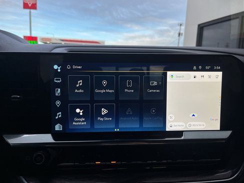 Used 2022 Chevrolet Silverado 1500 LTZ w/ LTZ Premium Package image 16