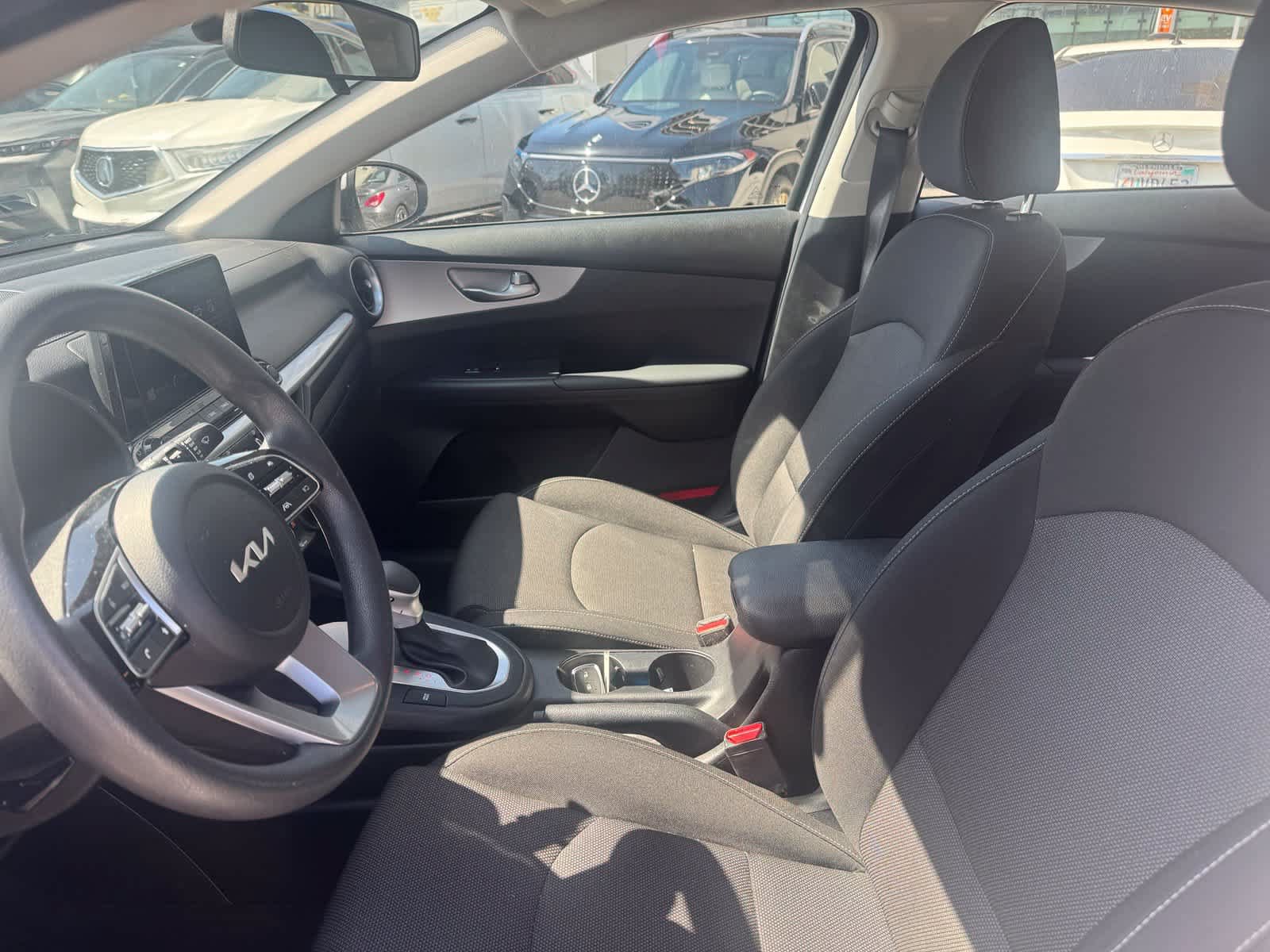 Used 2023 Kia Forte LXS FWD image 6