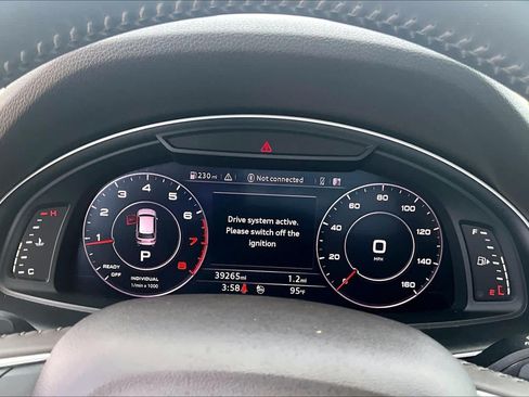 Used 2018 Audi Q7 3.0T Prestige w/ Prestige Package AWD/4WD image 22