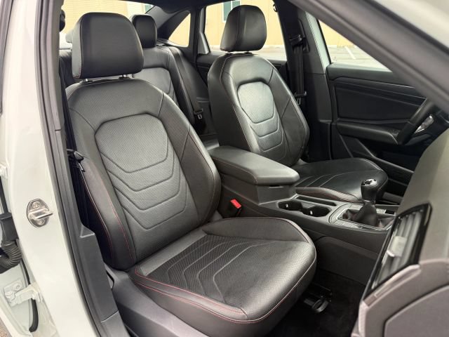 Used 2019 Volkswagen Jetta GLI Autobahn FWD image 23