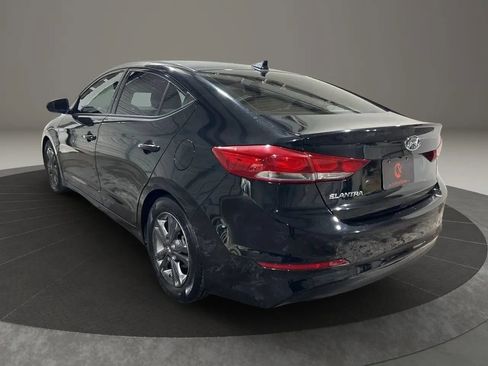 Used 2018 Hyundai Elantra SEL image 14