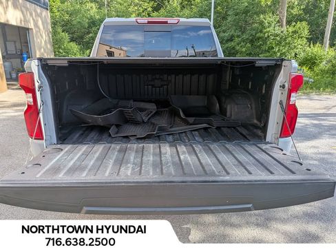 Used 2024 Chevrolet Silverado 1500 LT Trail Boss w/ LT Trail Boss Premium Package AWD/4WD image 33