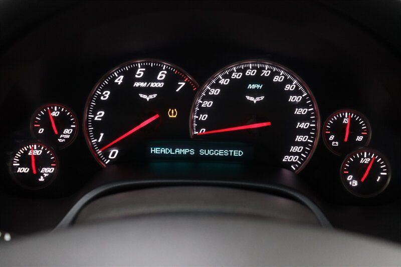 Used 2007 Chevrolet Corvette Convertible RWD image 8