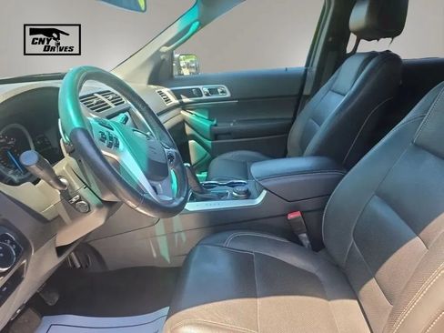 Used 2015 Ford Explorer Sport w/ Equipment Group 401A AWD/4WD image 9