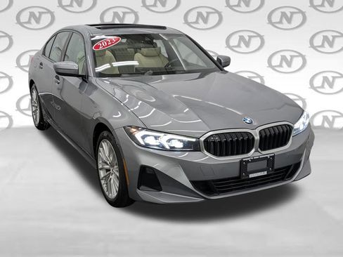 Used 2023 BMW 330i xDrive Sedan w/ Driving Assistance Package AWD/4WD image 36