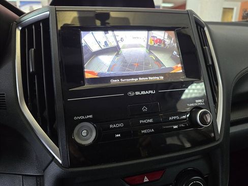 Used 2018 Subaru Crosstrek 2.0i Premium image 18