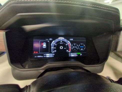 Used 2023 Toyota Sequoia Capstone image 17