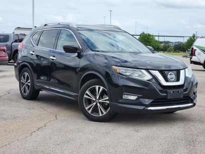 Used 2017 Nissan Rogue SL w/ SL Premium Package