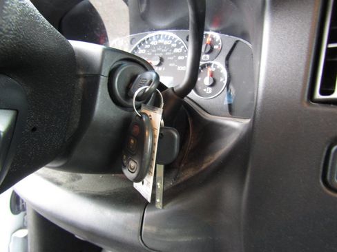 Used 2021 Chevrolet Express 2500 w/ Driver Convenience Package RWD image 13