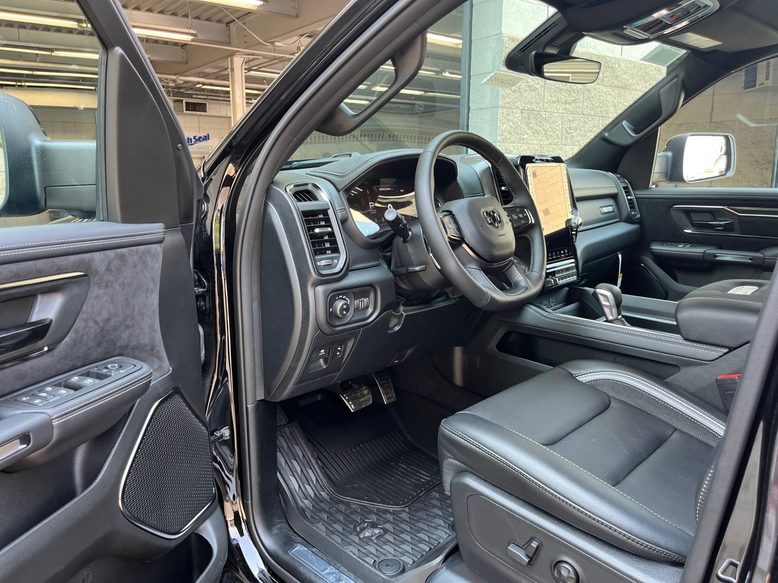 New 2026 RAM 1500 RHO AWD/4WD image 10