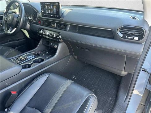 Used 2023 Honda Pilot Touring image 30