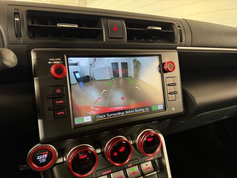 Used 2025 Toyota GR86 Premium w/ ALL Weather Mat Package (TMS) image 20
