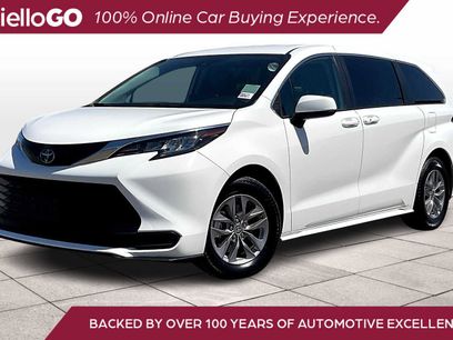 Used 2023 Toyota Sienna LE