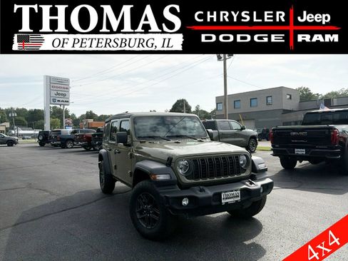 Used 2025 Jeep Wrangler Unlimited Sport AWD/4WD image 1