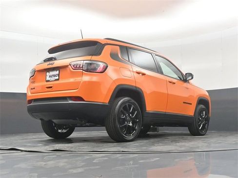 New 2026 Jeep Compass Latitude image 40