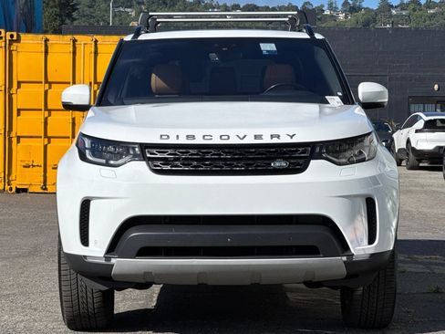 Used 2017 Land Rover Discovery HSE AWD/4WD image 10