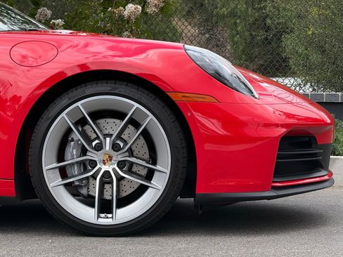 Certified 2025 Porsche 911 Carrera RWD image 12