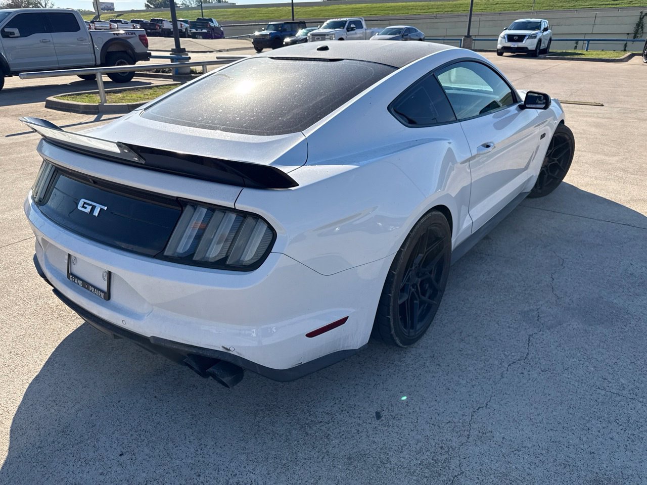 Used 2018 Ford Mustang GT w/ Equipment Group 301A RWD image 10