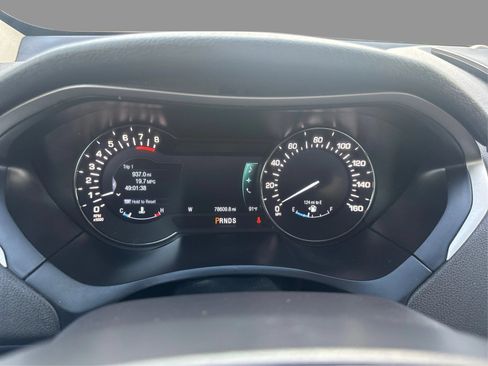 Used 2013 Lincoln MKZ FWD image 20