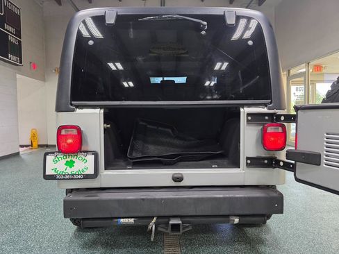 Used 2006 Jeep Wrangler Unlimited AWD/4WD image 19