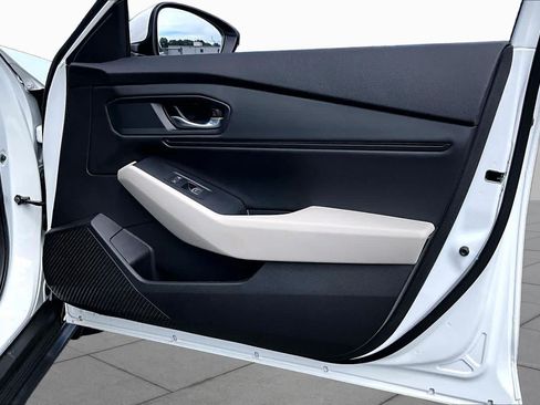 Used 2024 Honda Accord EX image 22