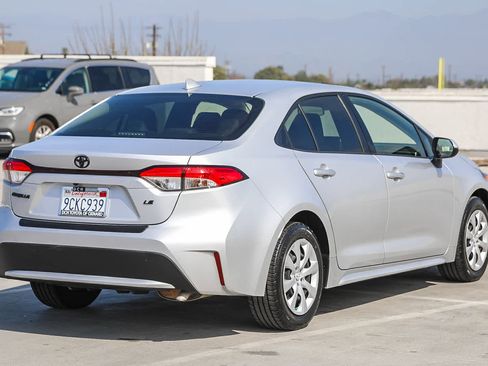 Certified 2022 Toyota Corolla LE w/ Carpet Mat Package (TMS) image 6