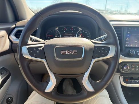 Used 2023 GMC Acadia SLT image 42
