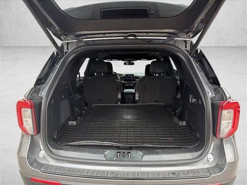 Used 2022 Ford Explorer ST-Line w/ Class IV Trailer Tow Package RWD image 15