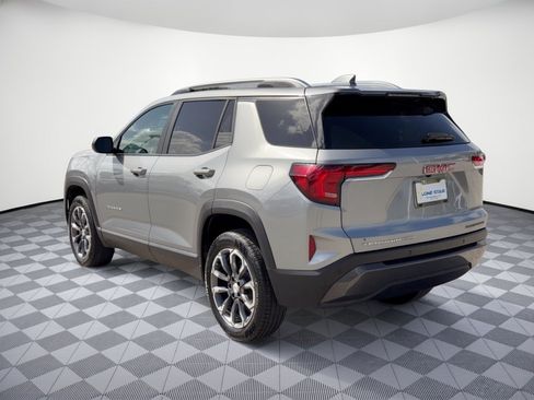 Used 2026 GMC Terrain Elevation w/ Elevation Premium Package AWD/4WD image 3