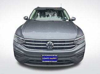 Used 2024 Volkswagen Tiguan SE video 2