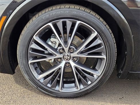 Certified 2025 Toyota Prius Limited image 8