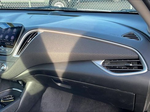 Certified 2022 Chevrolet Malibu LT image 14