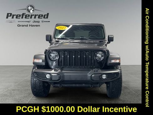 Used 2021 Jeep Wrangler Unlimited Sport image 12